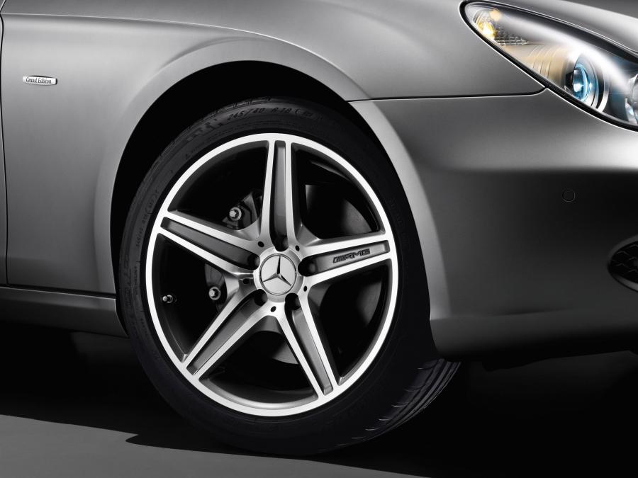  Mercedes-Benz CLS350 CGI Grand Edition 2009 года  (фото 13 из 39)